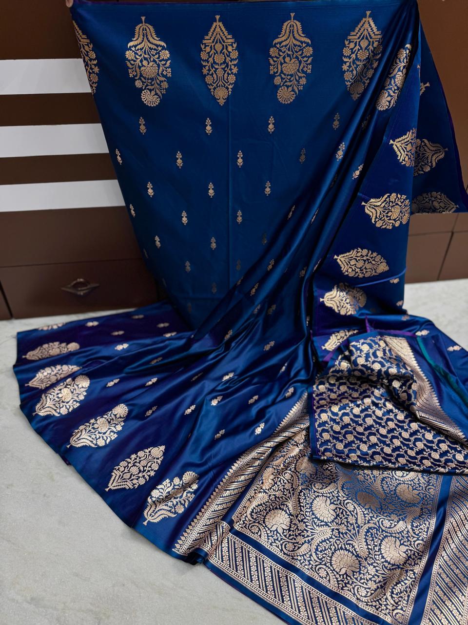 Banarasi Mashru Silk Saree – Soft & Lightweight Traditional Saree with Blouse
