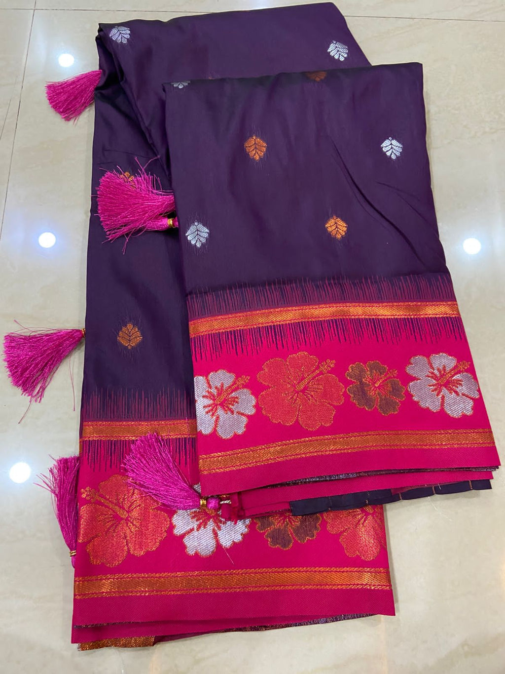 Original Paithani Pure Silk Saree with Jari Weaving & Contrast Blouse